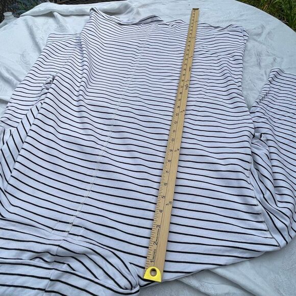 Liz Claiborne Weekend size XXL relaxed fit dolman sleeved tunic - Picture 8 of 11